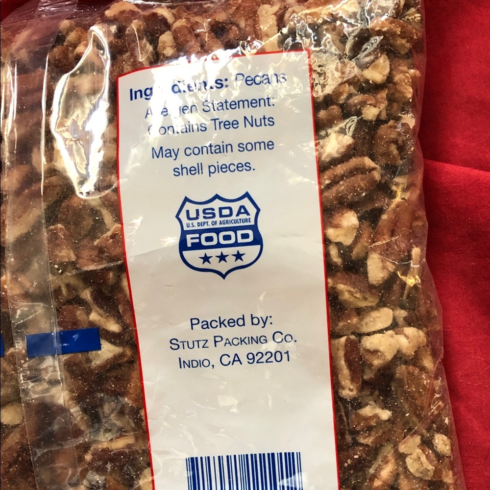 Shelled Pecans - Picture 2 of 6